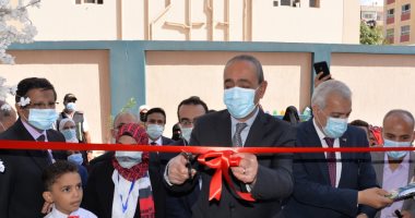 محافظ الإسماعيلية يفتتح عددًا من المدارس فى العيد القومى.. لايف وصور