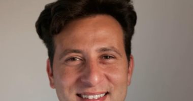 اختيار ميكو سعد الممثل والمذيع المصري في لجنة تحكيم جولدن جلوب