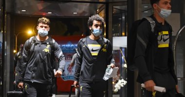 وصول محمد صلاح ورفاقه إلى مدريد قبل قمة أتلتيكو ضد ليفربول.. صور