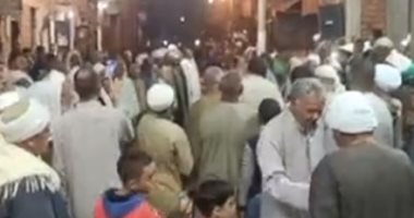 رواده من كل مكان.. احتفال المصريين بذكرى المولد النبوى بقرية قمبش ببنى سويف