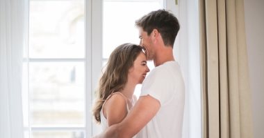 الأبراج الأكثر رومانسية.. الثور بيعترف بحبه أمام الكل والعقرب بيبان من تصرفاته