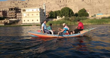 البحر واحد والسمك ألوان.. "اليوم السابع" فى جولة بقرية الخزندارية أشهر قرى صيد السمك بالصعيد.. الزمار والرعيدة والمشط والبويزة والبنيه واللبس أشهر الأنواع.. عم بخيت: الأسماك لا تأكل المخلفات وتعيش على الزريعة