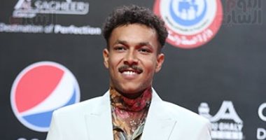ويجز: بنقدم فن جرئ ونلمس أمور تهم الشباب.. وتفاجأت بعدد جمهور حفلتى