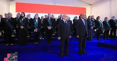 بث مباشر.. صورة تذكارية مع القاضيات الجدد بمجلس الدولة فى حضور رئيس المجلس