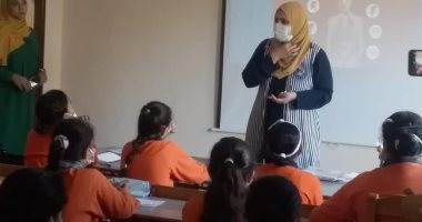جامعة القناة تنظم ندوات توعية لطلاب المدارس بأهمية لقاح كورونا 