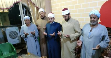 قافلة "البحوث الإسلامية" التوعوية تنجح فى إنهاء خصومة ثأرية دامت 10 سنوات بقنا