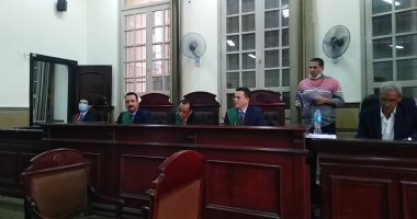 السجن 10 سنوات لـ7 عاطلين بتهمة خطف رجل وزوجته لسرقتهما بالإكراه