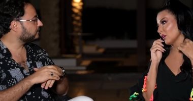 سمية الخشاب: "معايا 30 فستان فى الجونة وأنا حلوة علشان مفيش راجل فى حياتى"