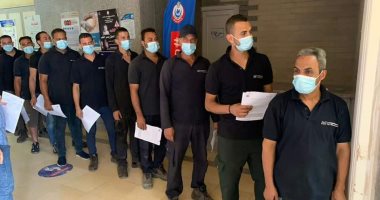القوى العاملة تتابع تطعيم العاملين بالمناطق الصناعية للوقاية من كورونا