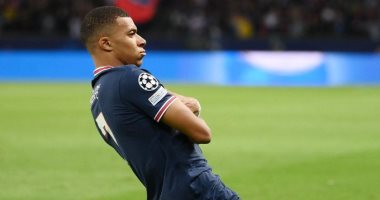 تقارير: برشلونة يحاول إغراء مبابى ماليا لخطفه من ريال مدريد فى الصيف