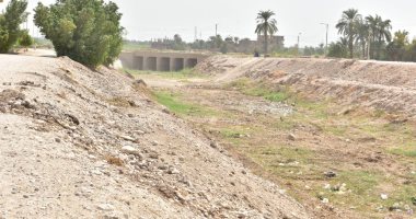 تجربة عملية لإنقاذ سيارة سقطت فى مخر سيل وإنقاذ المصابين بالمنيا.. لايف