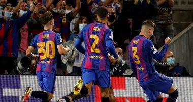 مواجهات نارية فى دورى أبطال أوروبا اليوم.. برشلونة يتمسك بالفرصة الأخيرة أمام دينامو كييف.. بايرن يسعى لحسم التأهل أمام بنفيكا.. مان يونايتد يتحدى أتلانتا لضمان بطاقة العبور..وتشيلسى فى مهمة سهلة أمام مالمو