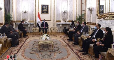 رئيس الوزراء: الحكومة تعمل جاهدة لتحقيق معدلات نمو عالية فى ظل ظروف استثنائية 