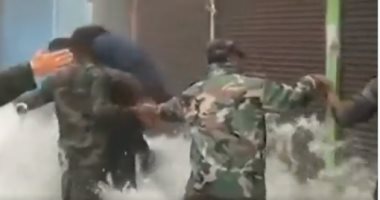 مصرع 54 شخصا شمال الهند و77 فى نيبال جراء الفيضانات العارمة.. فيديو