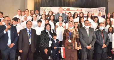 أسيوط تحتفل بالمولد النبوى وانتصارات أكتوبر.. وتكرم حفظة القرآن الكريم