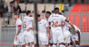 الاتحاد يفقد صدارة الدوري السعودي بالخسارة أمام الشباب بمشاركة أحمد حجازي