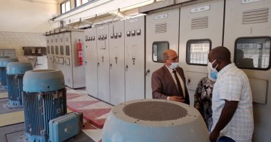 رئيس شركة مياه الإسكندرية يتفقد مشروعات حياة كريمة لمتابعة نسب التنفيذ