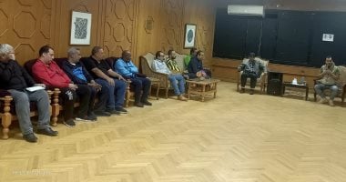 رئيس قصور الثقافة يتابع بروفات افتتاح مهرجان الإسماعيلية الدولى للفنون الشعبية