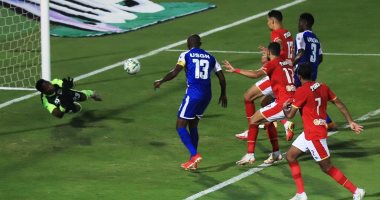 انطلاق مباراة الأهلى والحرس الوطنى فى إياب دور الـ32 لدورى الأبطال.. صور