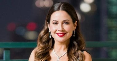 4 معلومات عن المذيعة رايا أبى راشد محاورة نجوم هوليوود