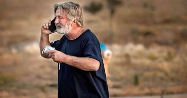 23 ألف توقيع على عريضة لحظر استخدام الأسلحة فى تصوير الأفلام بعد واقعة RUST