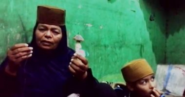 سيدات السنباط يعلن قريتهن بلا بطالة بالفيوم ويتنافسن فى صناعة المنتجات اليدوية.. لايف