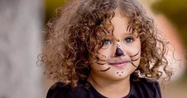 دراكولا والساحرة الشريرة.. أفكار إطلالات هالوين مش مرعبة للأطفال