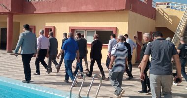 حياة كريمة.. محافظ كفر الشيخ يفتتح ملعبا خماسيا من النجيل الصناعى بنادى سخا.. بث مباشر