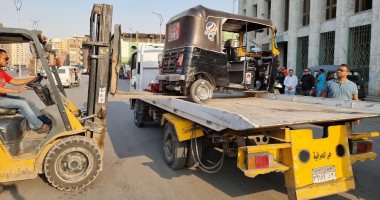 الجيزة تحظر سير التوك توك بمحور أنور السادات بعد غلق شارع الهرم.. صور
