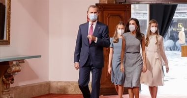 ملكة إسبانيا ترتدى فستان هوجو بوس المعاد تدويره.. "لبسته لثالث مرة"