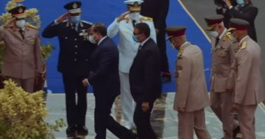 الرئيس السيسي يصل الكلية الحربية لحضور حفل تخرج دفعة جديدة من الكليات العسكرية