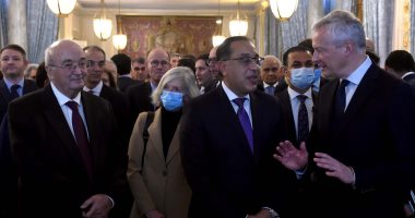 رئيس الوزراء يلتقى لفيفا من الشخصيات الفرنسية السياسيين والإعلاميين ورجال الأعمال.. مصطفى مدبولى: "حياة كريمة" ترتكز على تحسين النواحى الاقتصادية والإنسانية وتستحق أن تكون مشروع مصر للقرن الحادى والعشرين