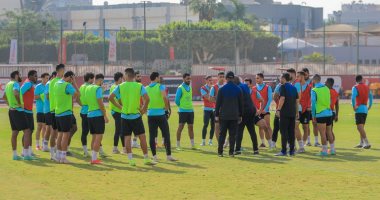 الغائبين عن قائمة الأهلى لمواجهة سموحة.. معلول والسولية وكهربا الأبرز