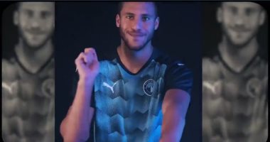 بيراميدز يكشف عن الزي الرسمي للموسم الجديد.. فيديو