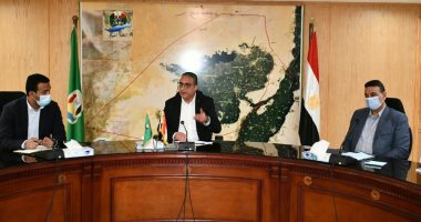 محافظ الفيوم يتابع جاهزية القطاعات لمواجهة ظروف الطقس السيئ