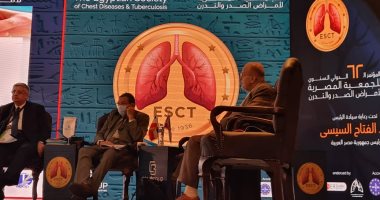 مستشار الرئيس لشئون الصحة: تطعيم الطلبة من سن 13 سنة وحتى 18 عاما بلقاح فايزر