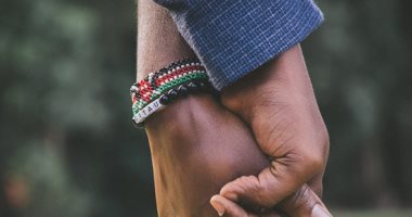 السرطان محتاج زوج أكيل والحمل رومانسى.. اعرف سمات شريك الحياة المناسب لبرجك