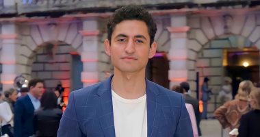 الفنان العالمى أمير المصرى بعد طرح بوستر "ريتسا": سعيد برجوعى للسينما المصرية