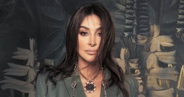 بحبك لنهاية الدنيا يا كل الدنيا.. إليسا تحتفل بعيد الأم بصورة مع والدتها