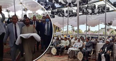 "الصلح خير".. إنهاء خصومة ثأرية بين قبيلتى القليعات بالشيخ عيسى وآل ظريفه بالطويرات بالبحر الأحمر.. الخصومة استمرت 3 سنوات.. مسئول الأوقاف: الإسلام حض الجميع على التسامح والعفو والعافين أجرهم على الله