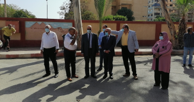 محافظ بورسعيد يقرر فصل طالبتى المطواة: لابد من بتر العنصر الفاسد.. لايف وصور