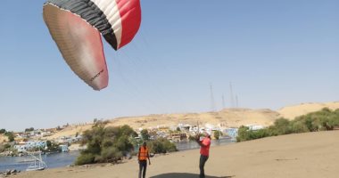شوفوا جمالها من فوق.. لقطات طائرات "الباراموتور" تبرز سحر الجمال فى مدينة أسوان