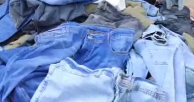 الشتوى عندنا ومفيش حد زينا.. أسعار الملابس فى سوق الجمعة تناسب الجميع.. فيديو