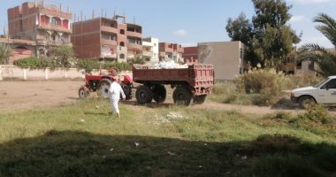 حملة نظافة ورفع تراكمات القمامة فى بيلا ومستشفى الجرايدة.. صور