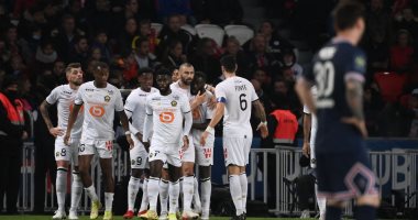 باريس سان جيرمان يتأخر ضد ليل 1-0 فى الشوط الأول بالدوري الفرنسي.. فيديو