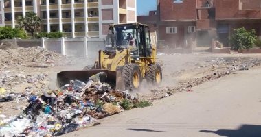 الوحدات المحلية بالإسماعيلية ترفع 5601 طن قمامة.. صور