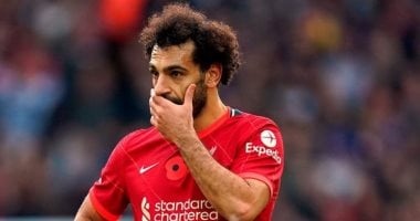 محمد صلاح يثير جدل وحيرة جماهيره باحتفالات وألعاب نارية تزامنا مع فوز الأهلى