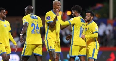النصر يتعادل مع الفيحاء وضمك ينفرد بصدارة الدوري السعودي.. فيديو