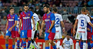 جماهير برشلونة تتخلى عن الفريق.. مباراة ألافيس تشهد أقل حضور هذا الموسم
