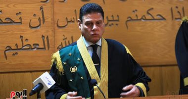 بدء محاكمة 12 متهمًا بقضية "خلية هشام عشماوى"